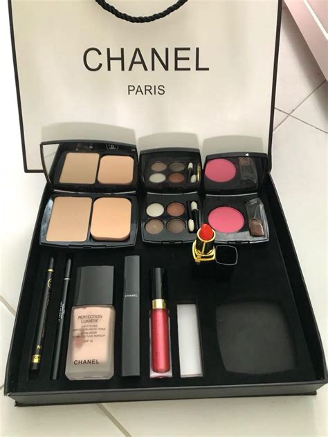 maquillaje chanel opiniones|Chanel makeup kit price.